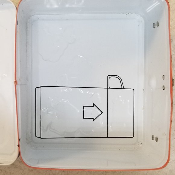 SOLD !!! Collectible 1983 Care Bears Metal Lunchbox Thermos - Picture 4 of 15